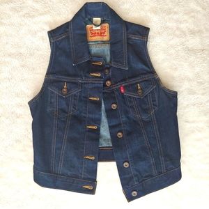 Levi Stratuss Denim Vest